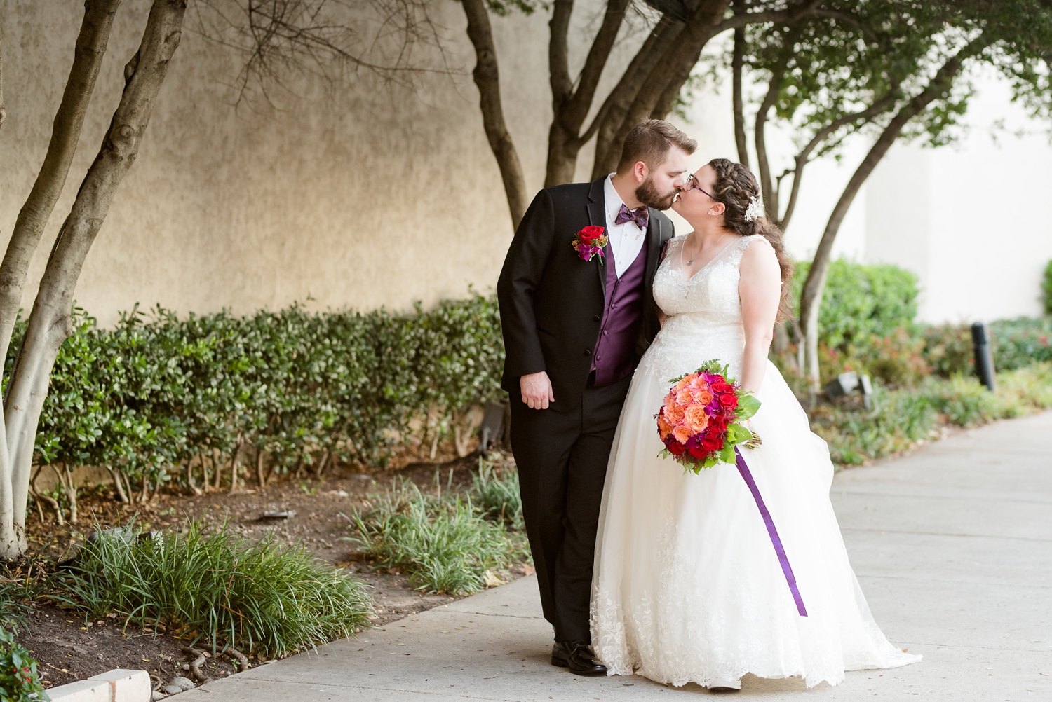 Bride and Groom at Dallas Marriott Quorum Wedding Photography